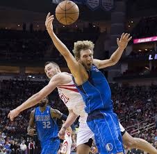 中场一脚直塞把后防撕开了